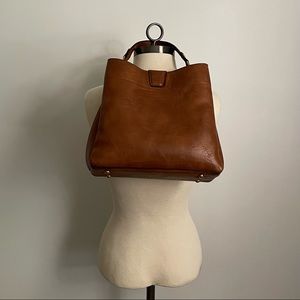 MODERN | Light-Brown Faux Leather Jen & Co. Purse